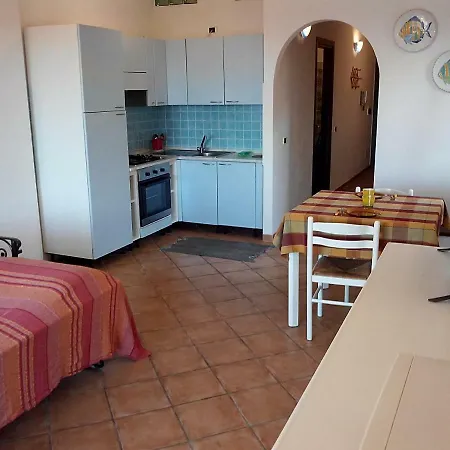 Apartamento Splendido Mono Vista Mare Con Wi Fi A 100 Mt Da Santa Teresa Gallura