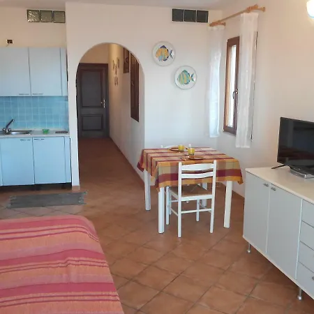 Splendido Mono Vista Mare Con Wi Fi A 100 Mt Da Daire Santa Teresa Gallura